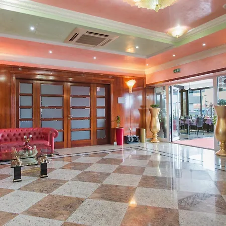 Miramare Hotel 4*
