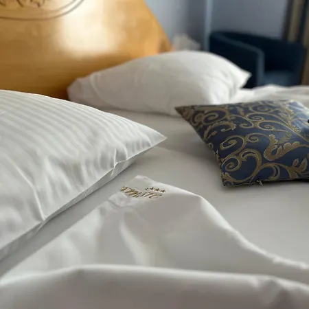 Miramare Szálloda 4*