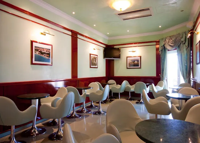 ホテル Miramare 4*